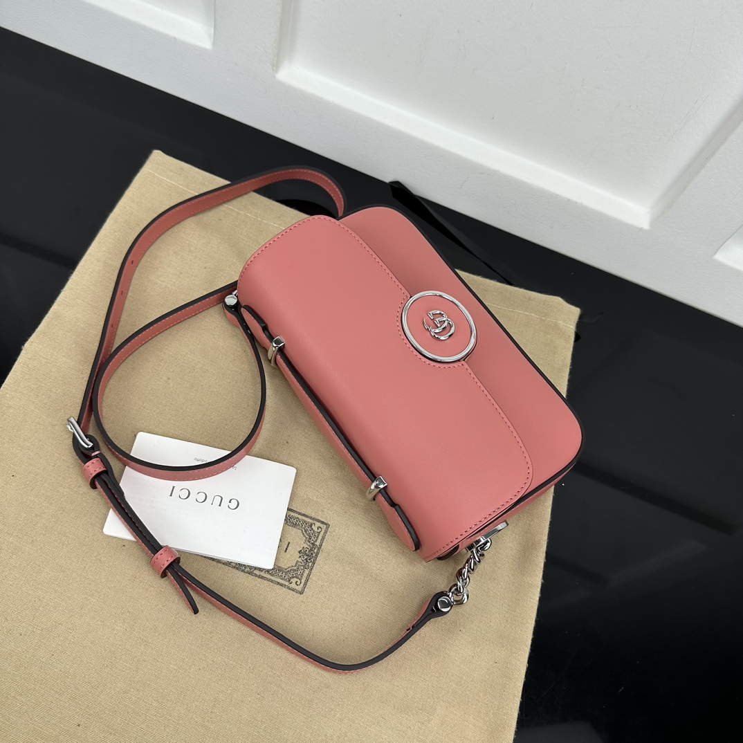 Gucci Satchel Bags